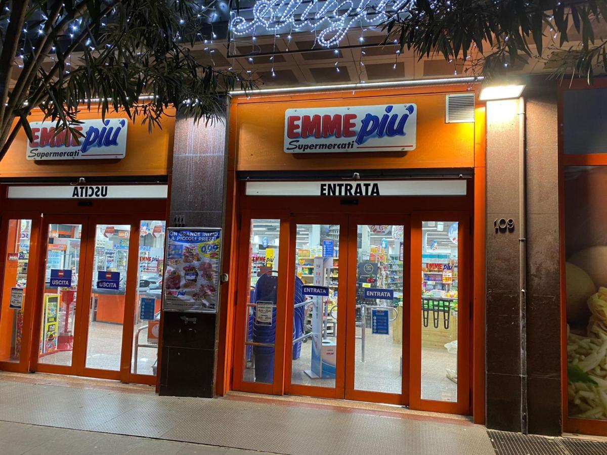 ホテル Roma Castle Termini エクステリア 写真